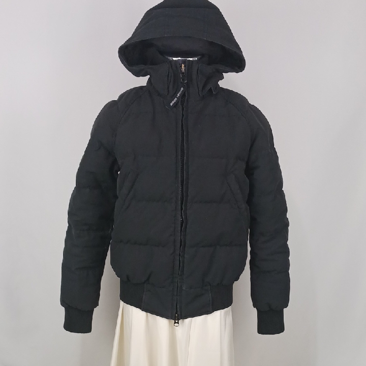 Canada Goose Blk Short Puffer W Hood Jacket.